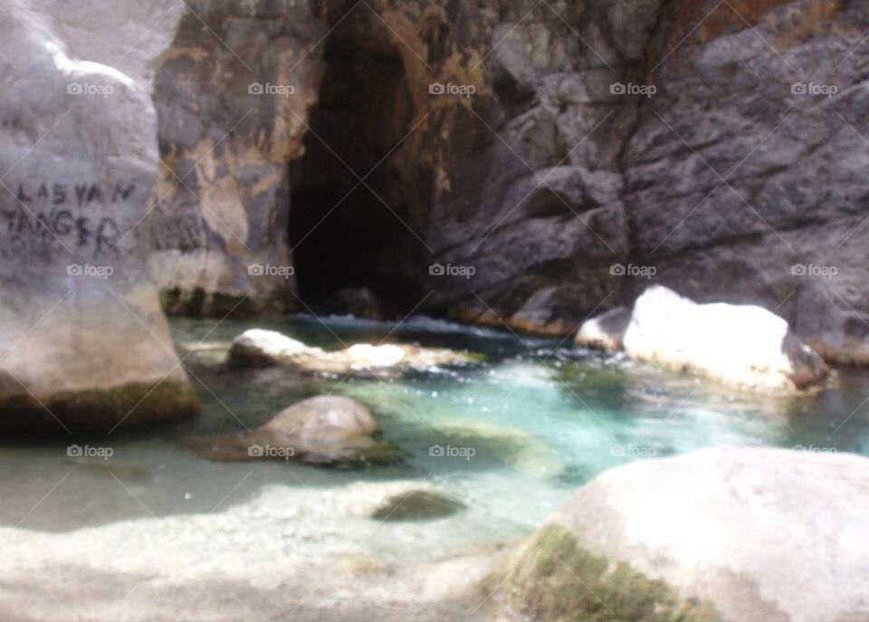 Qannar. Source of mineral water