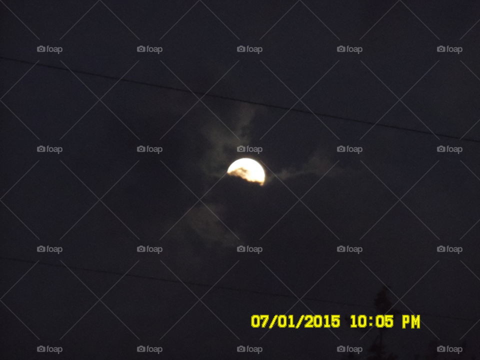 bad moon 🌚 rising 2. This is another picture of the same east Texas moon 🌚 that I photographed last night 🌃 in Graham Texas