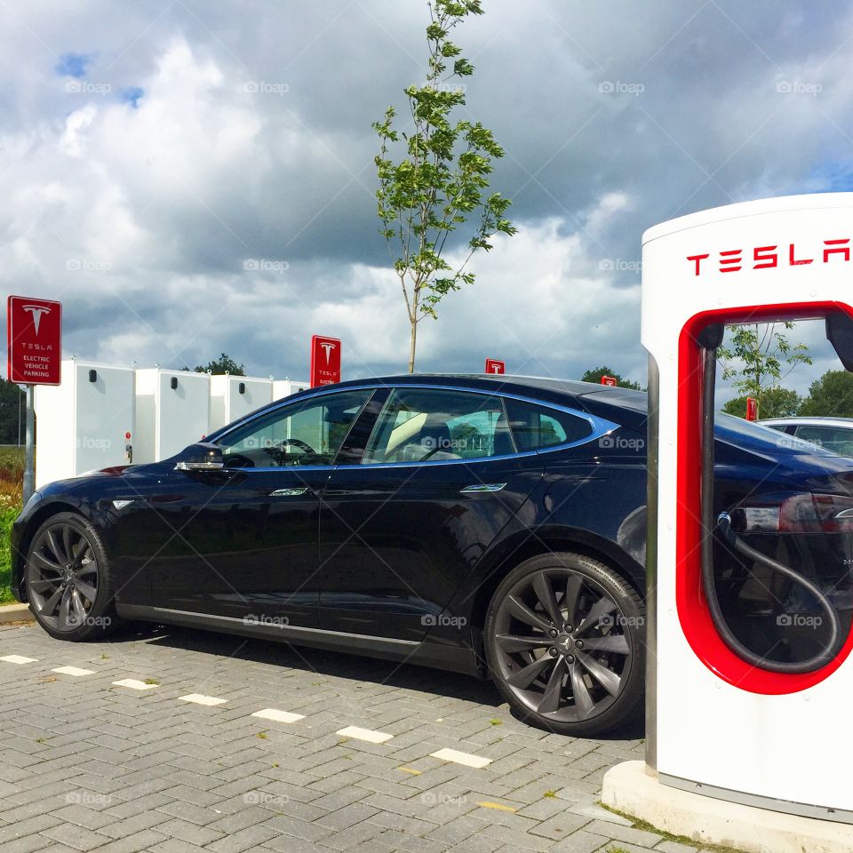 Tesla car charging battery