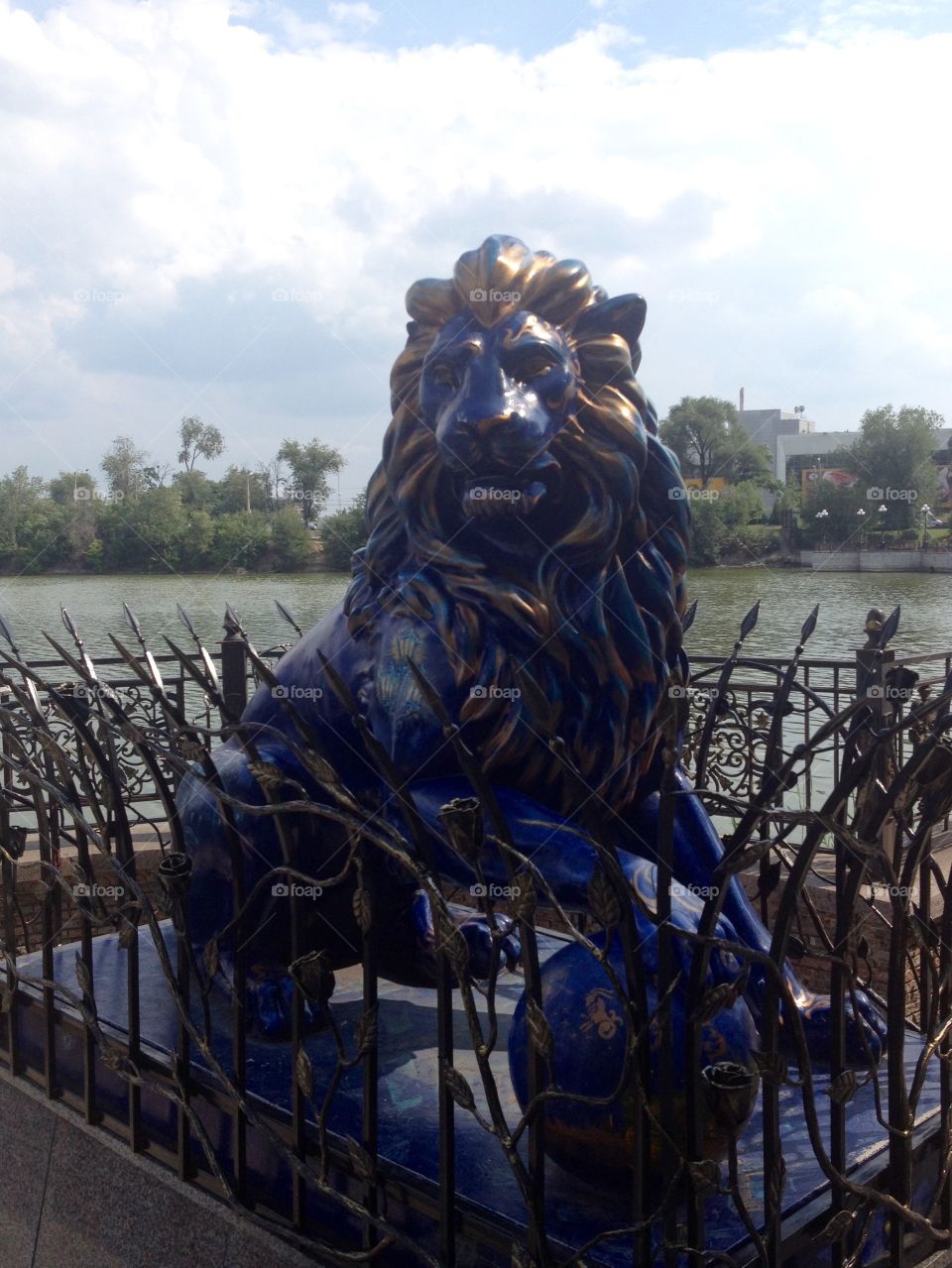 A blue lion statue