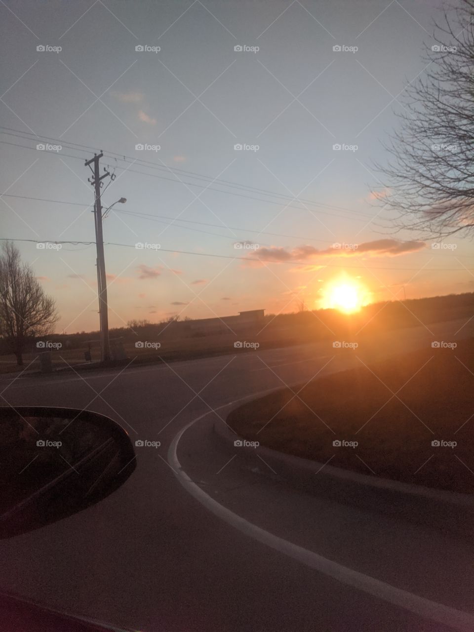 Life in Urban is fast and expensive ! Whatever it is If there is sunset , there is hope of sunrise 🌅 too 👍👍