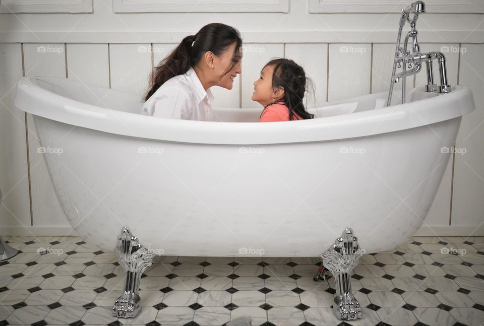 Enjoying in the bath up studio