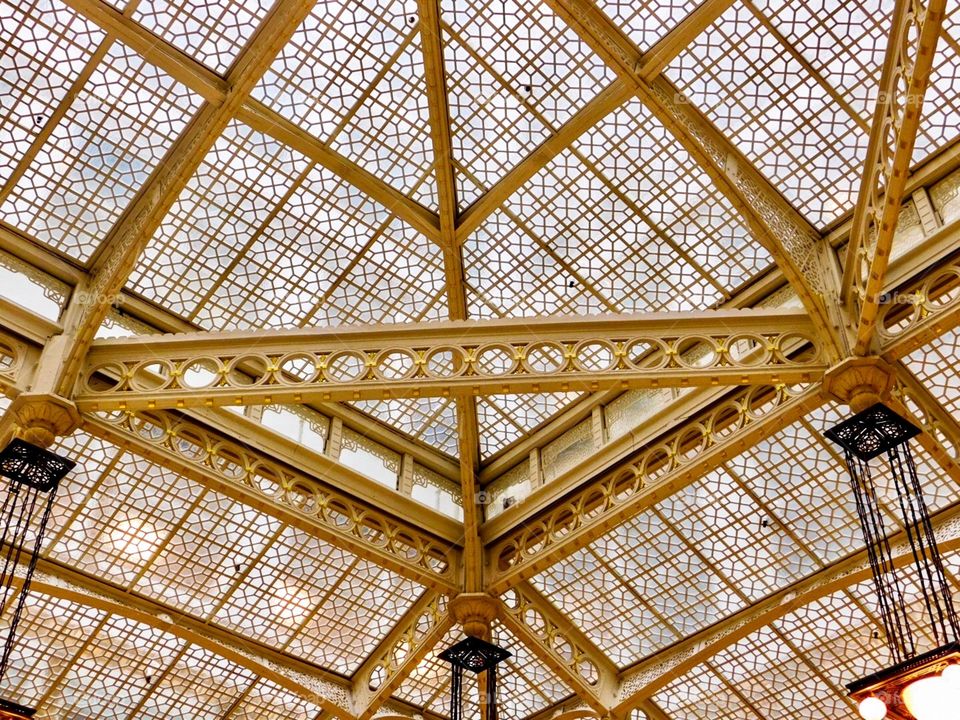 Beautiful ceiling of the Rookery Building in Chicago 