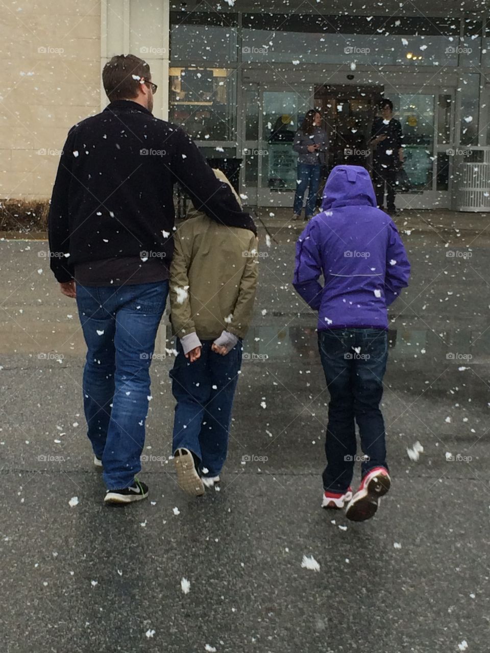 A Snowy Shopping Day