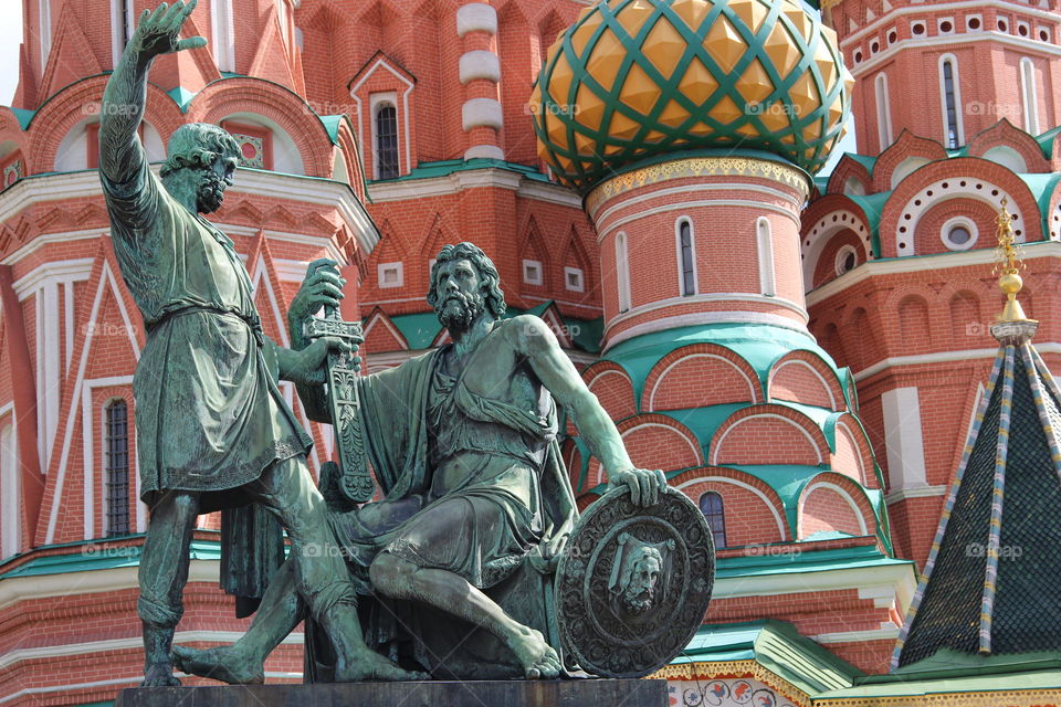 памятник минину и пожарскому в Москве