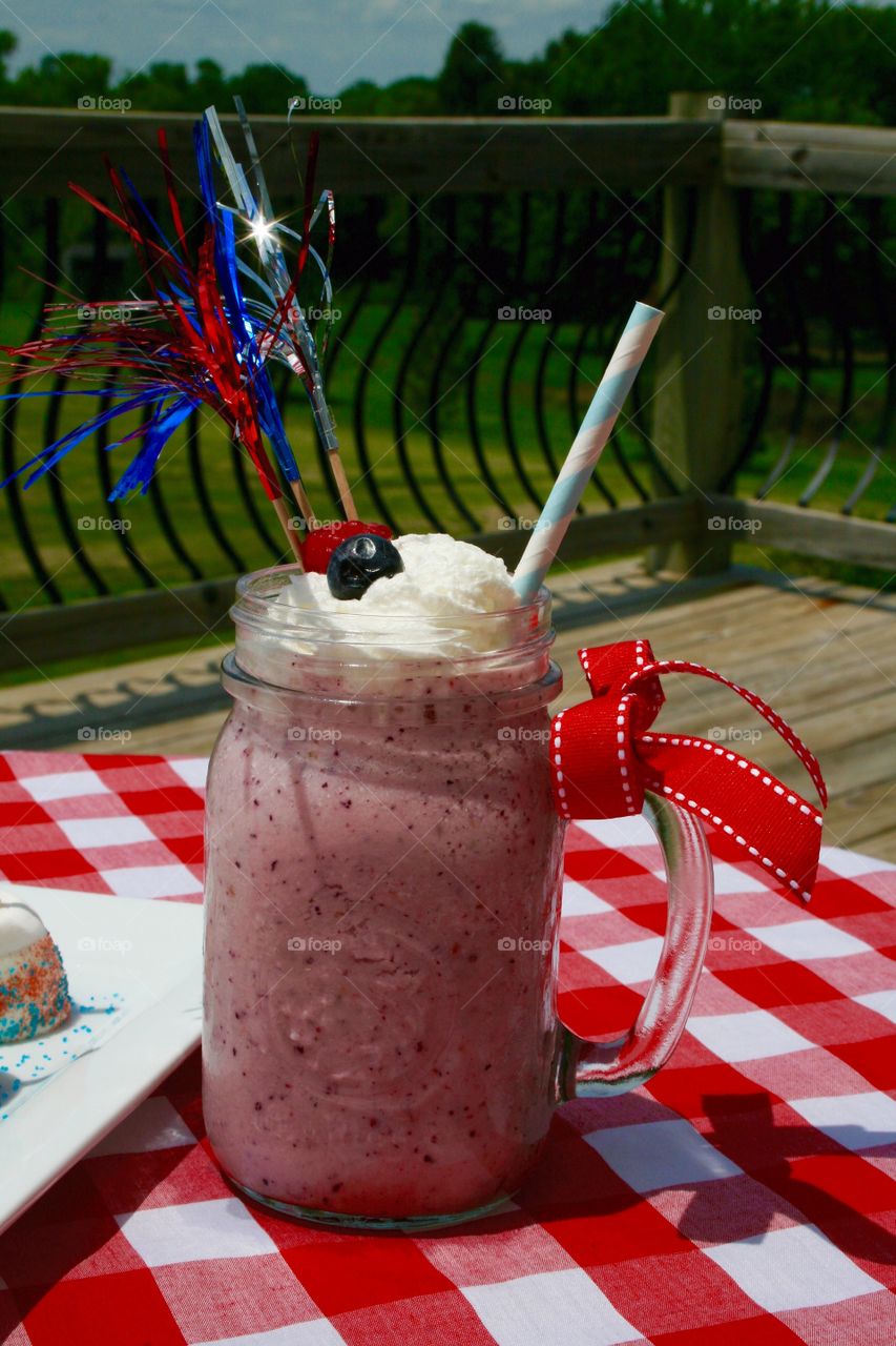 Patriotic Smoothie. Strawberry/Blueberry Smoothie