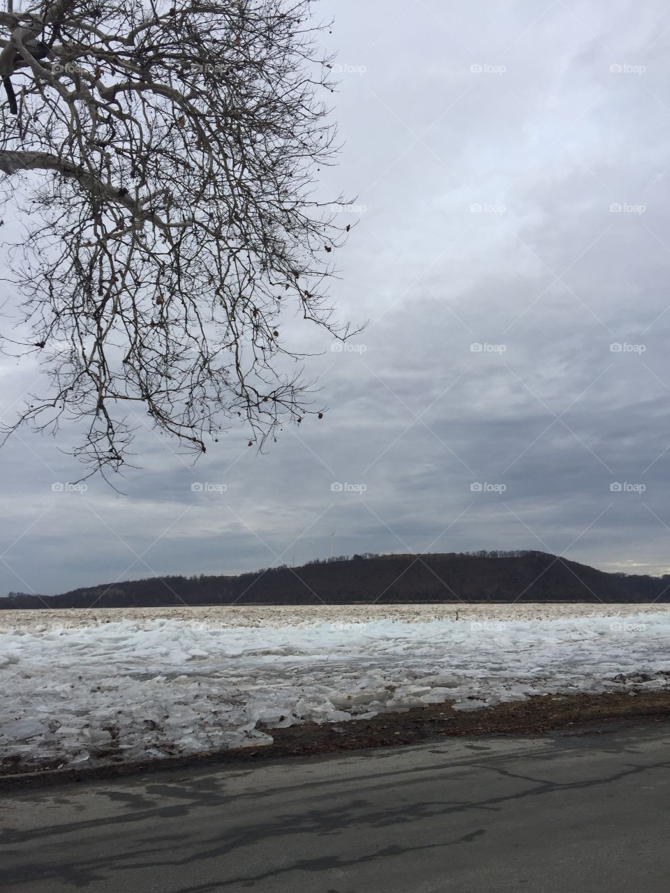 Ice jam on the Susquehanna in Log Level Wrightsville PA