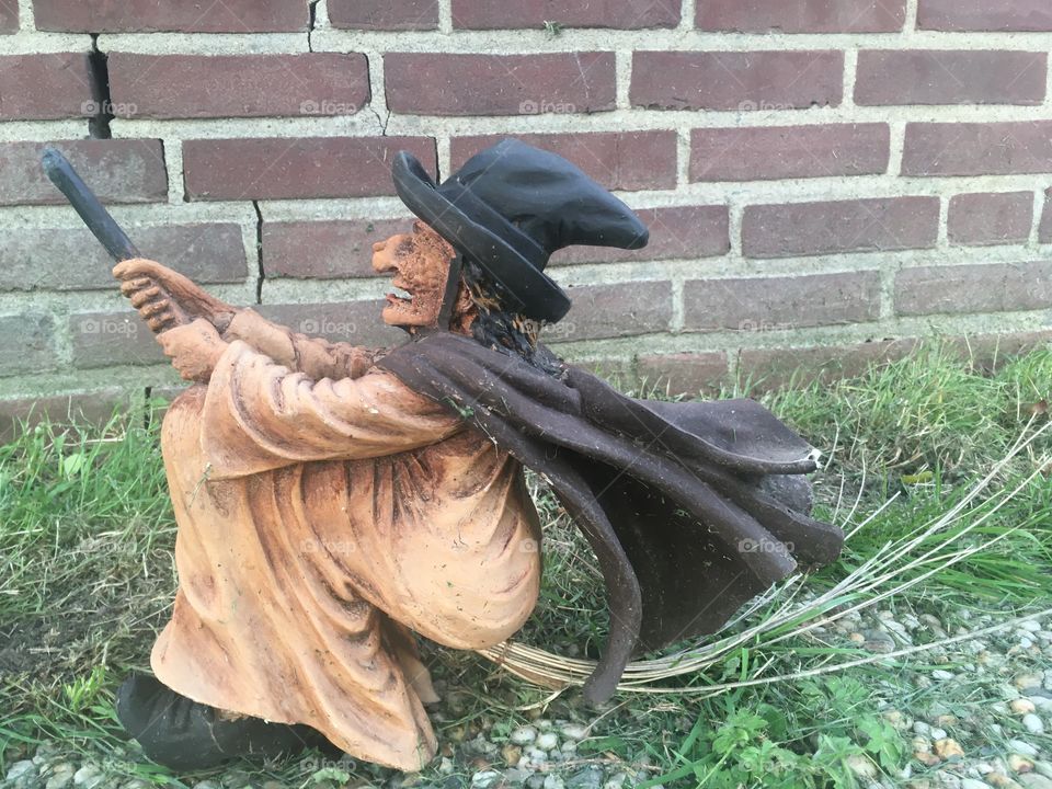 An image of a Witch on a broom