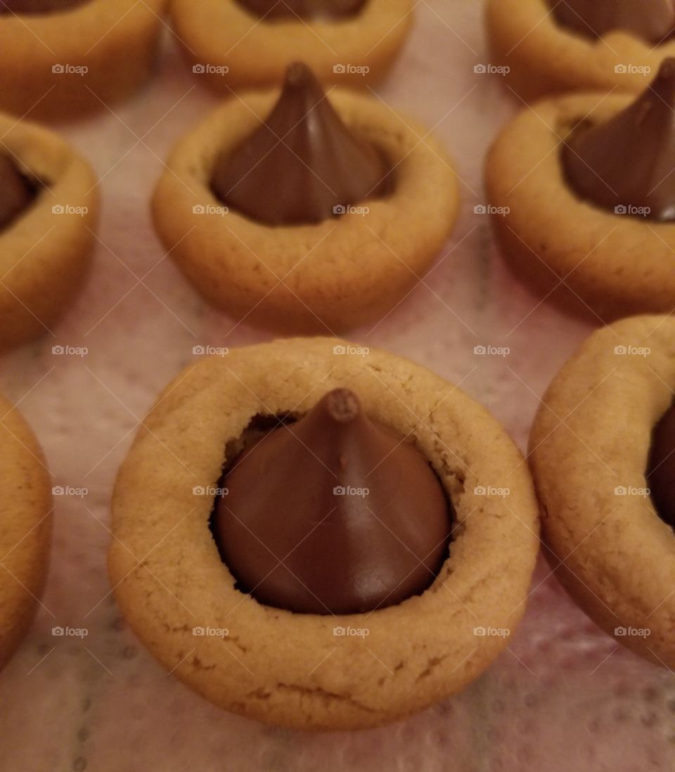 Hershey Kisses Peanut Butter Cookies