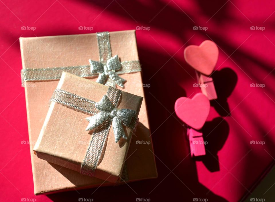 gifts box pink colour happy valentine's