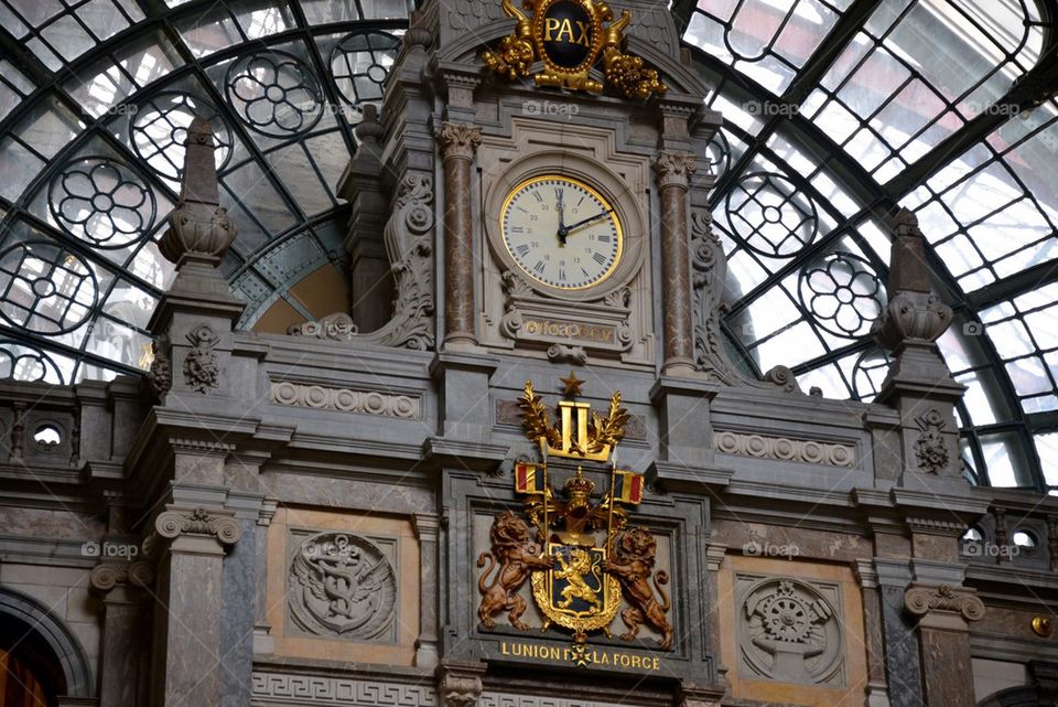 Detail in a train station