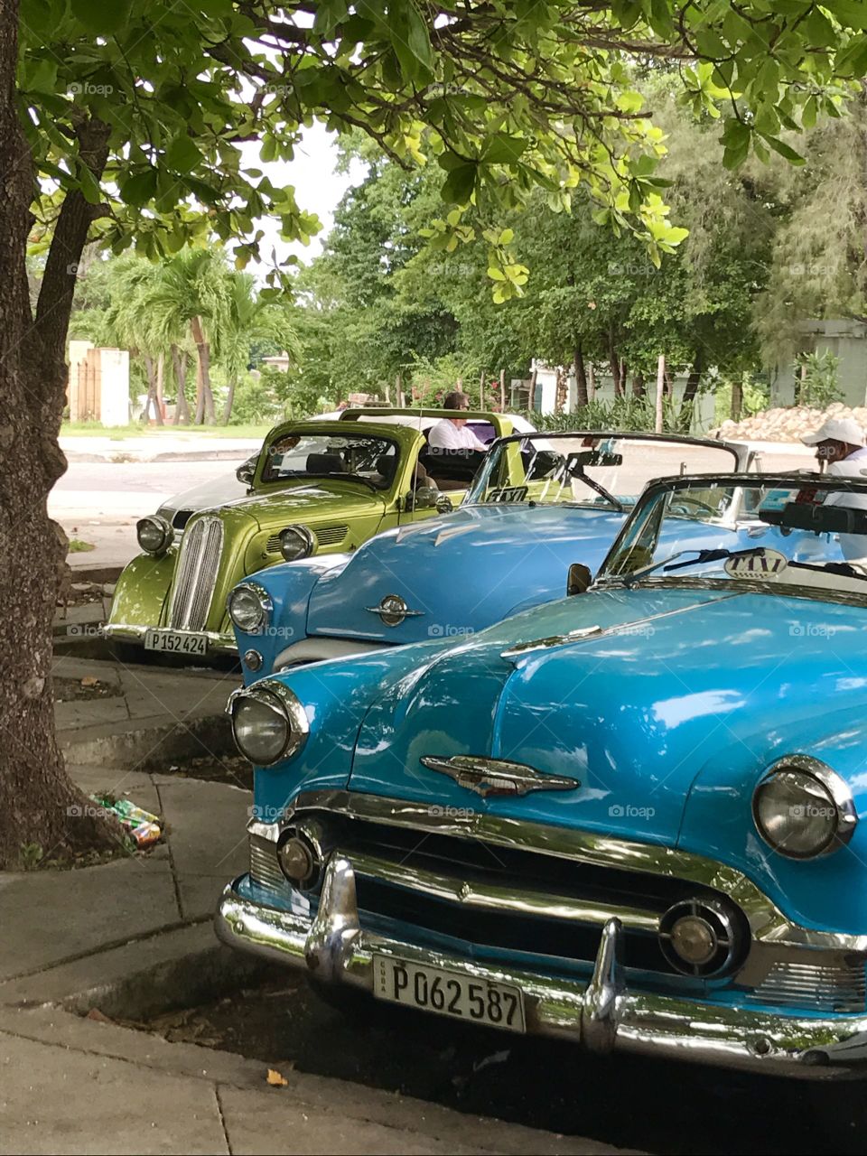 Blue cars in Havana, CA
