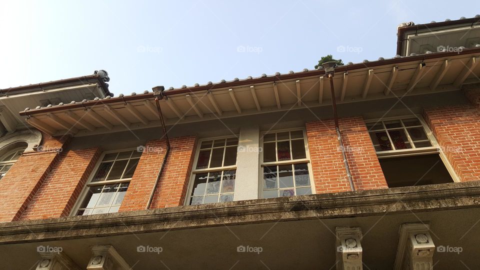 The National Taiwan Museum of Literature is a national monument with a history of more than 100 years. It was formerly known as the Tainan State Hall during the Japanese colonial period.