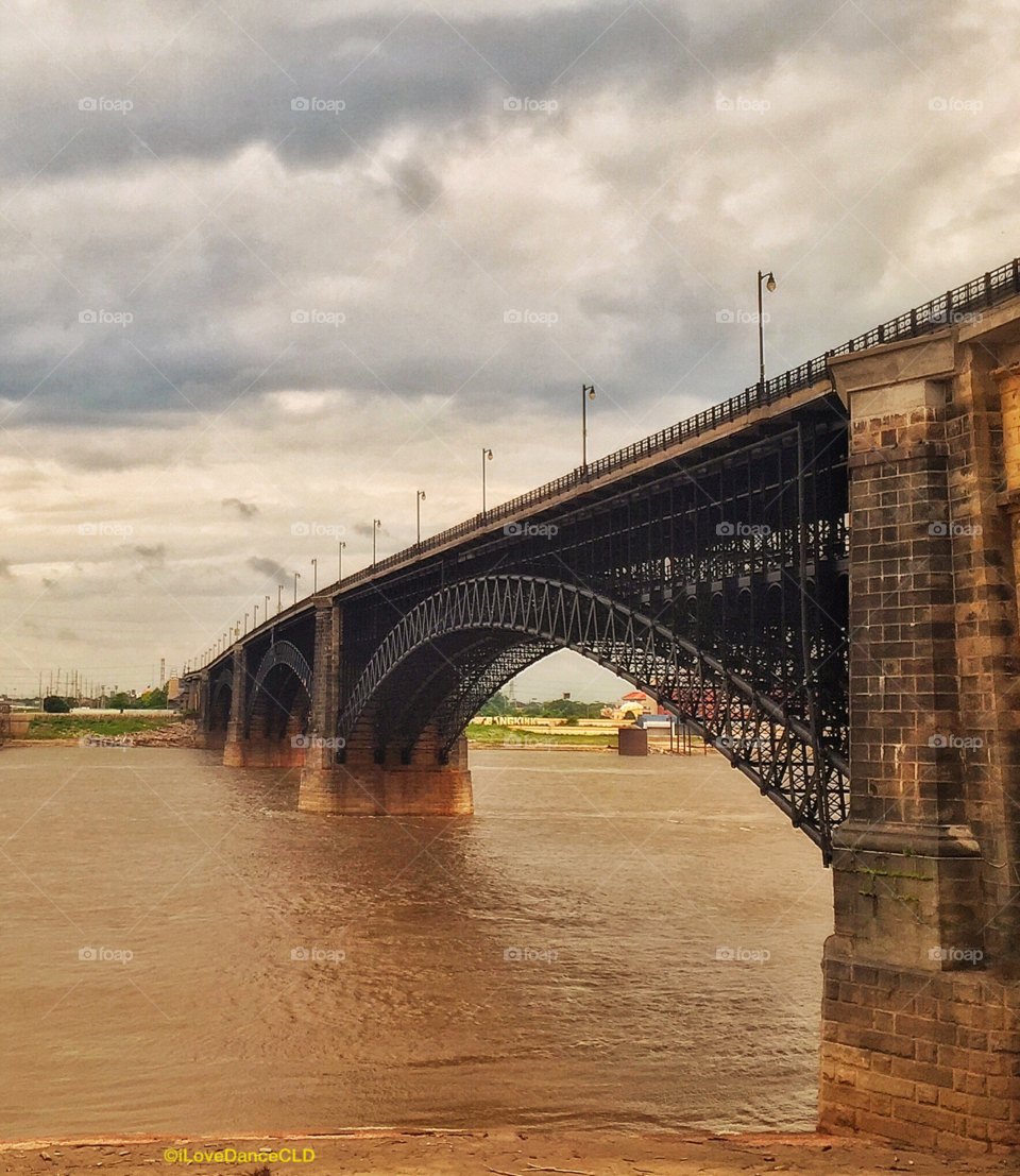 St. Louis: Eads Bridge in May 2016: the bridge was opened in 1874.