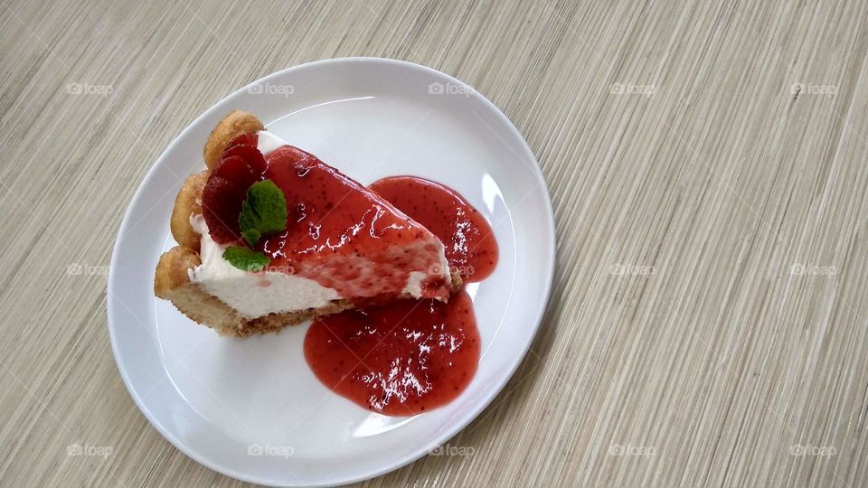 cheese cake strawberry