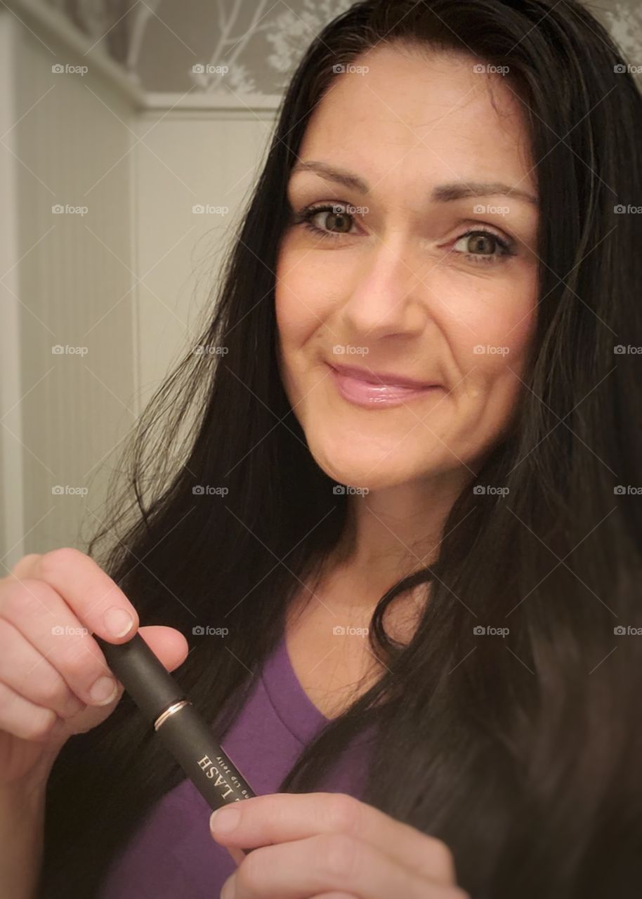 Looking your best with the perfect long lasting color and volume for an all night, elegant look, or casual style for a day at the office.