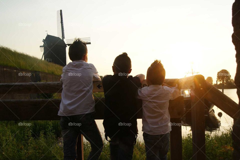 Holland culture Boys sun windmill