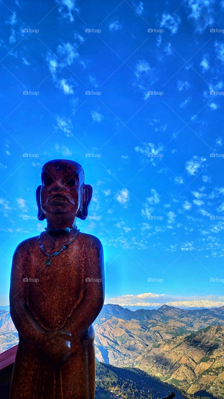 Statues are the idols of civilization. 😎