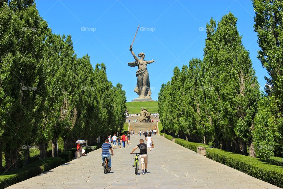 Cyclists and memorial