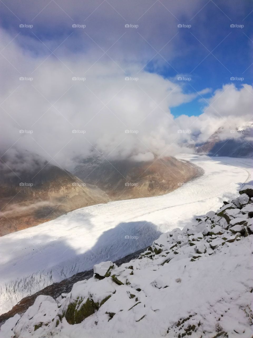 A glacier "glaciär" in the alps