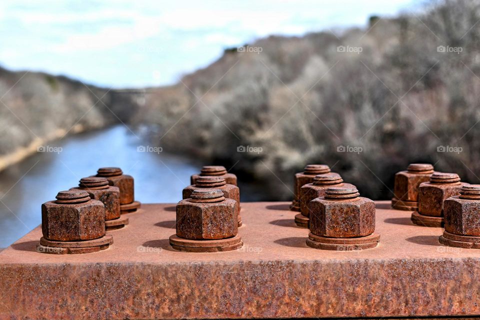 Metal top of a bridge pillar