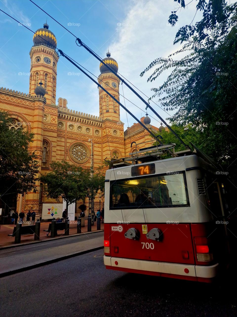 trolleybus, the car of many souls