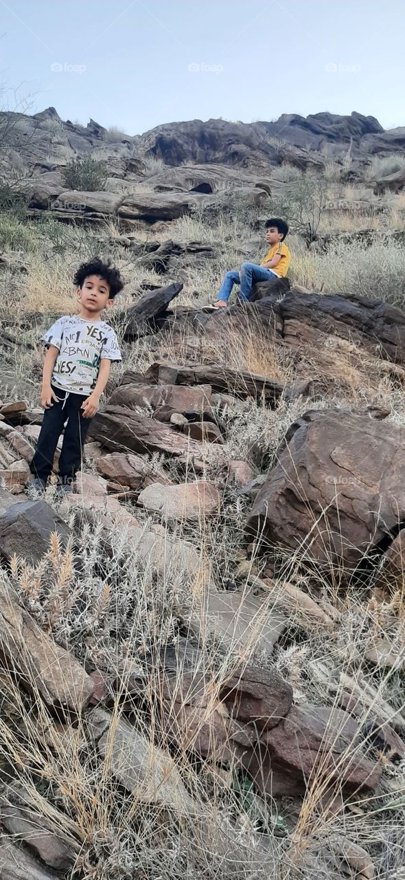 I need your support guys, I'm very, very poor, poor