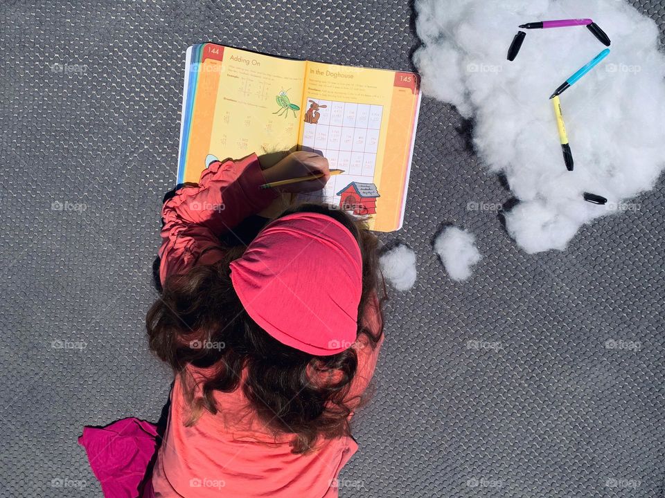 Question Mark In A Thinking Bubble, child Thinking To Resolve The Book Questions And Activities. 