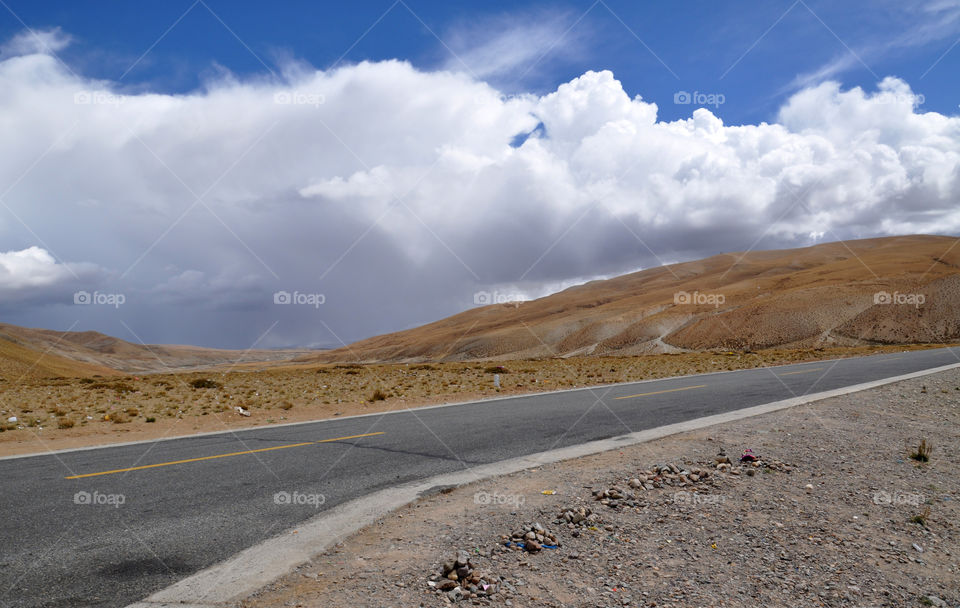 Road in Himalayas 