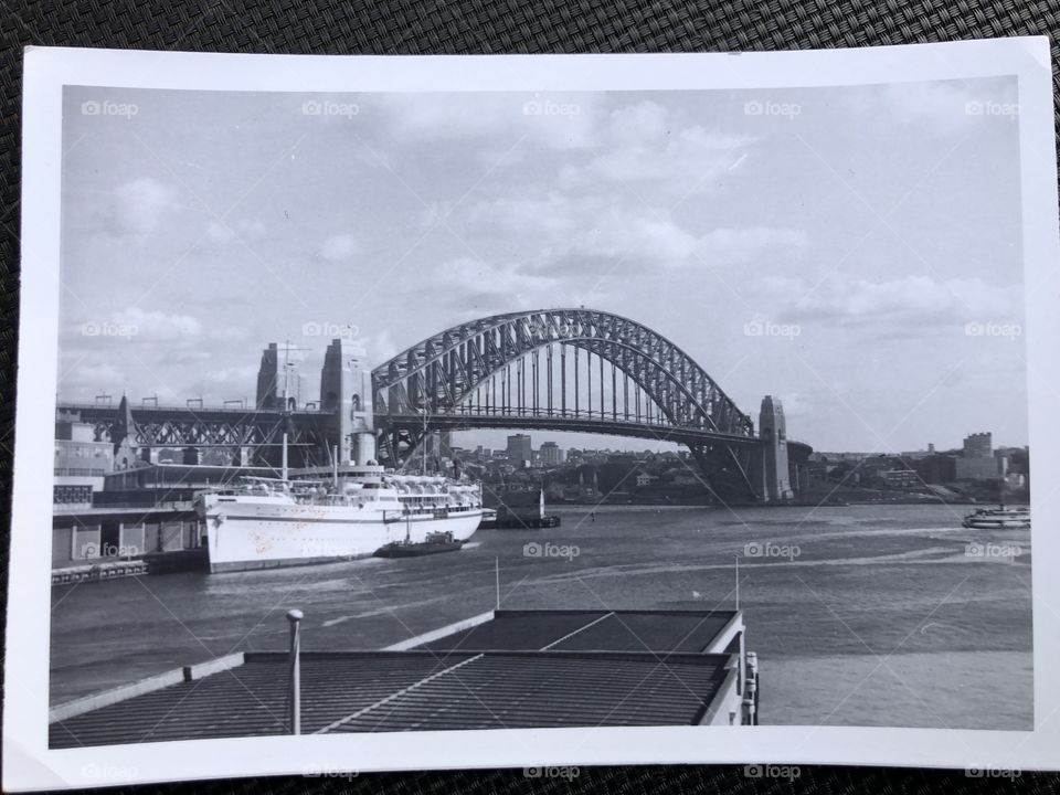 Sydney harbour bridge back when first built