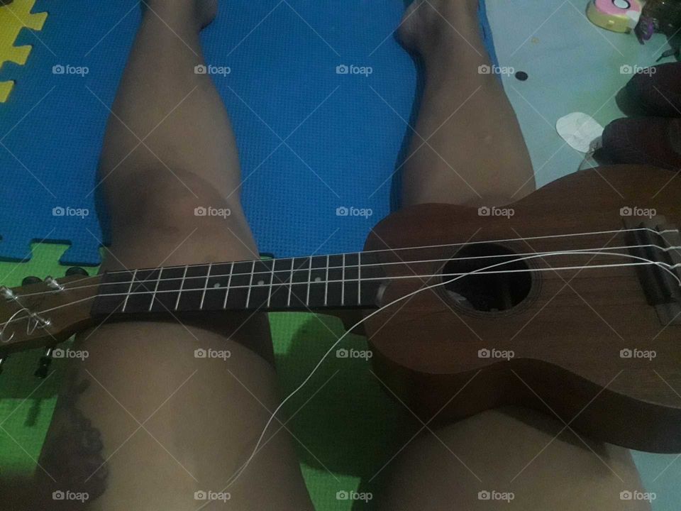 My broken ukulele...
