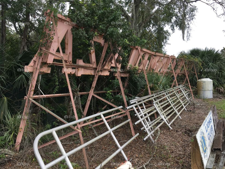 Old Colony Plaza sign