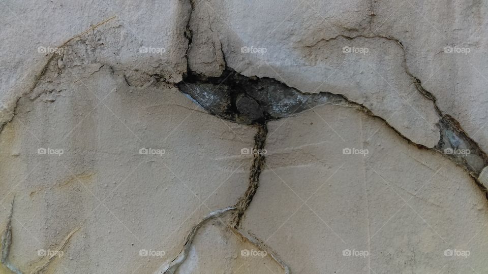 Cracked paint