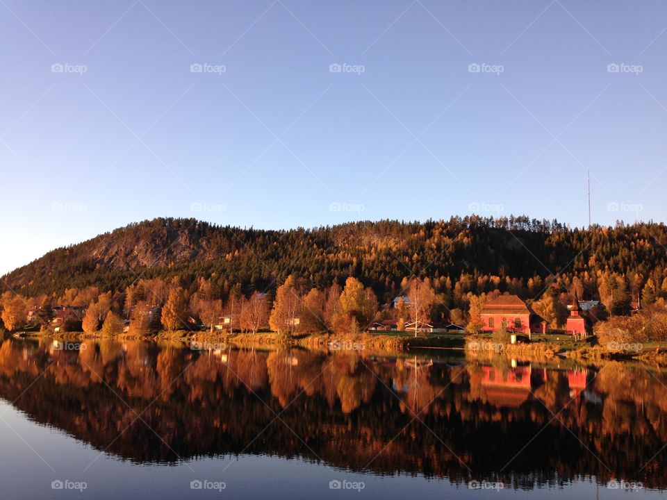 Reflection of mountain during autumn