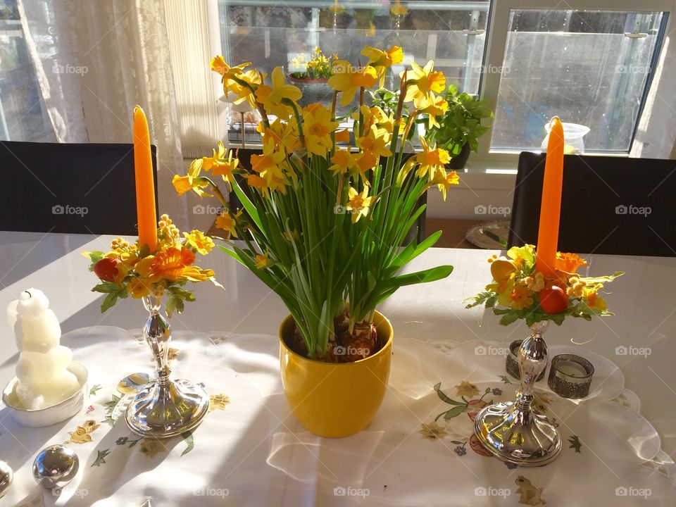 Easter table. 