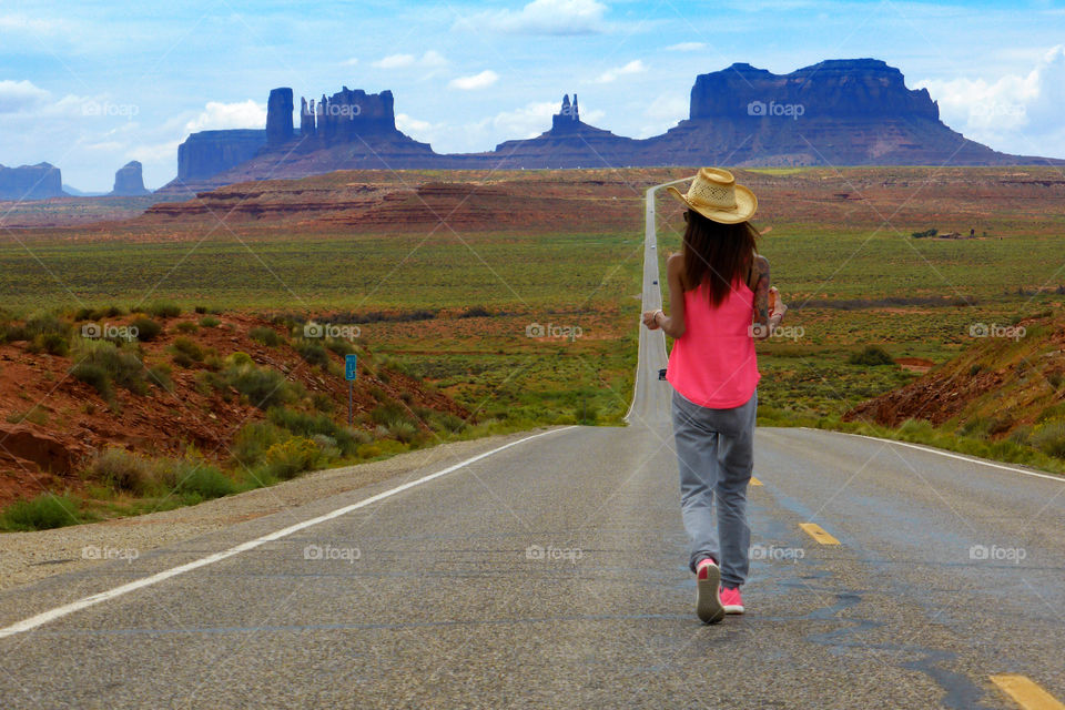 Women are discovering the magnificent monument valley