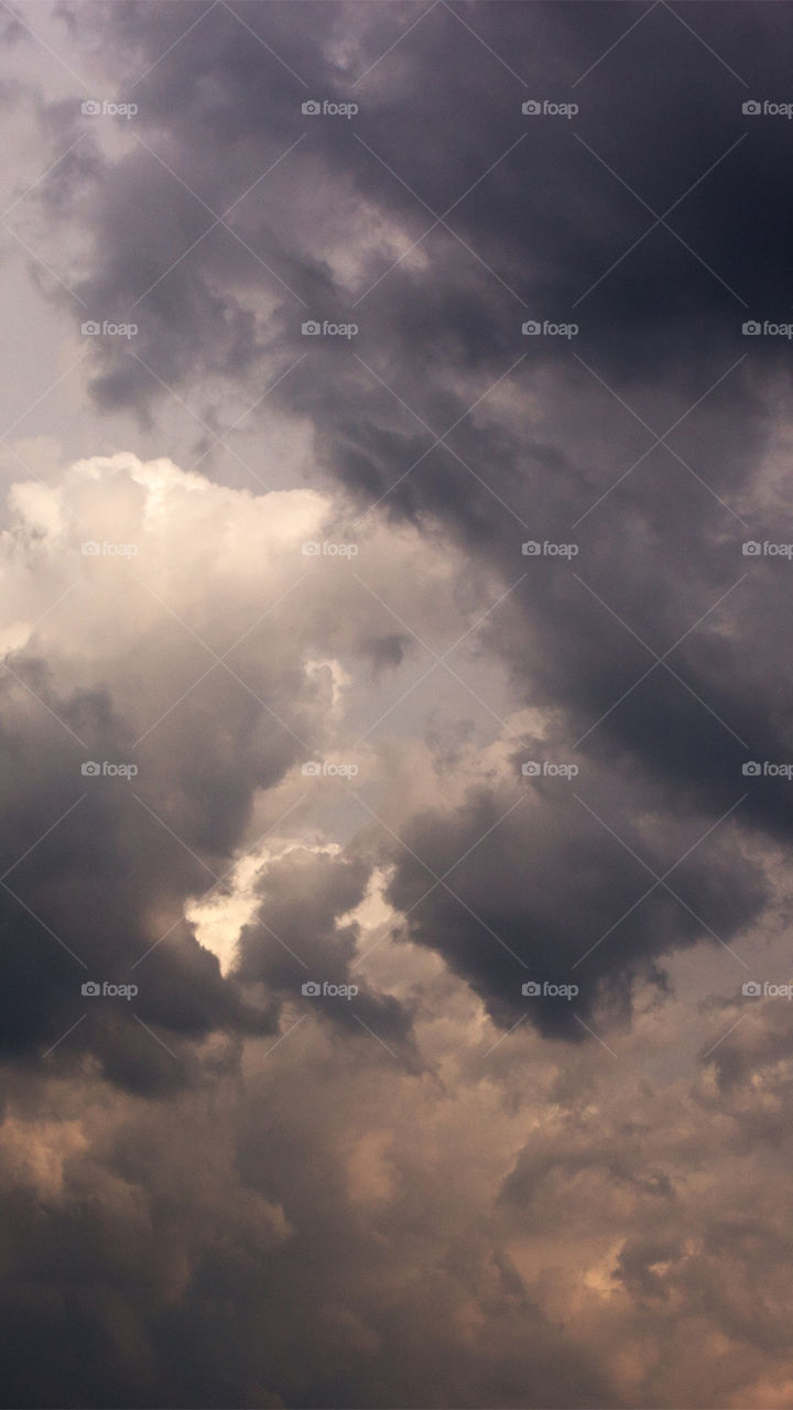 •  ☁  Beautiful Summer Cloudscape
•  🌅  Sunrise
•  😍  Natural Wallpaper
•  😻  Abstract Photography To Enjoy Watching