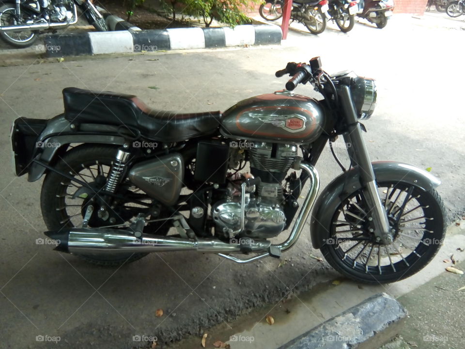 ROYAL ENFIELD- A POWERFUL MOTORCYCLE.