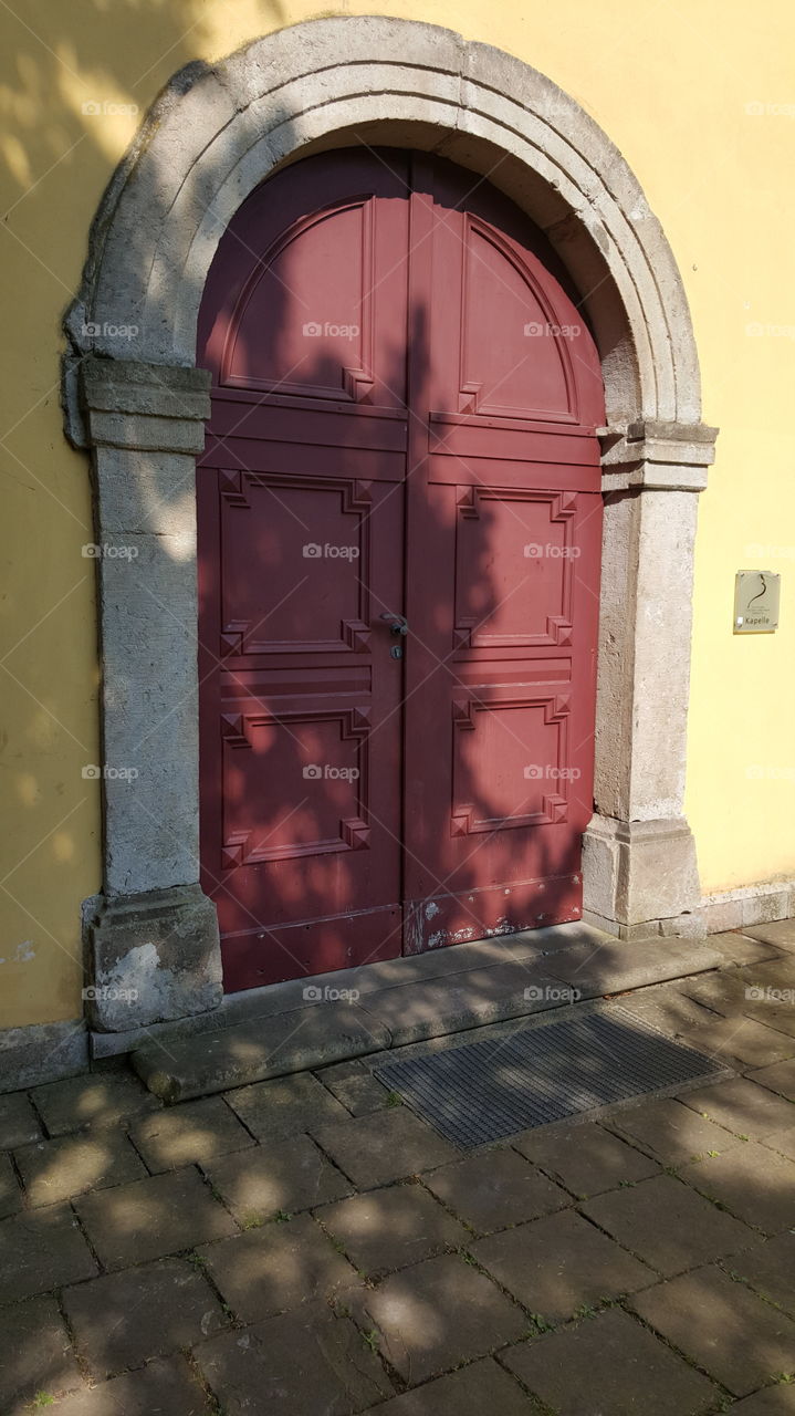 door red wood