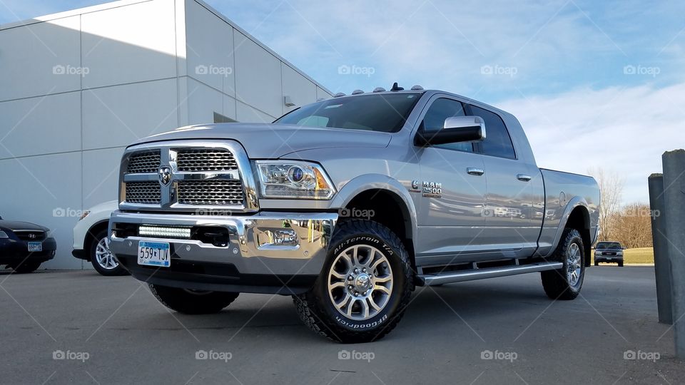 Silver Ram 2500 mega cab