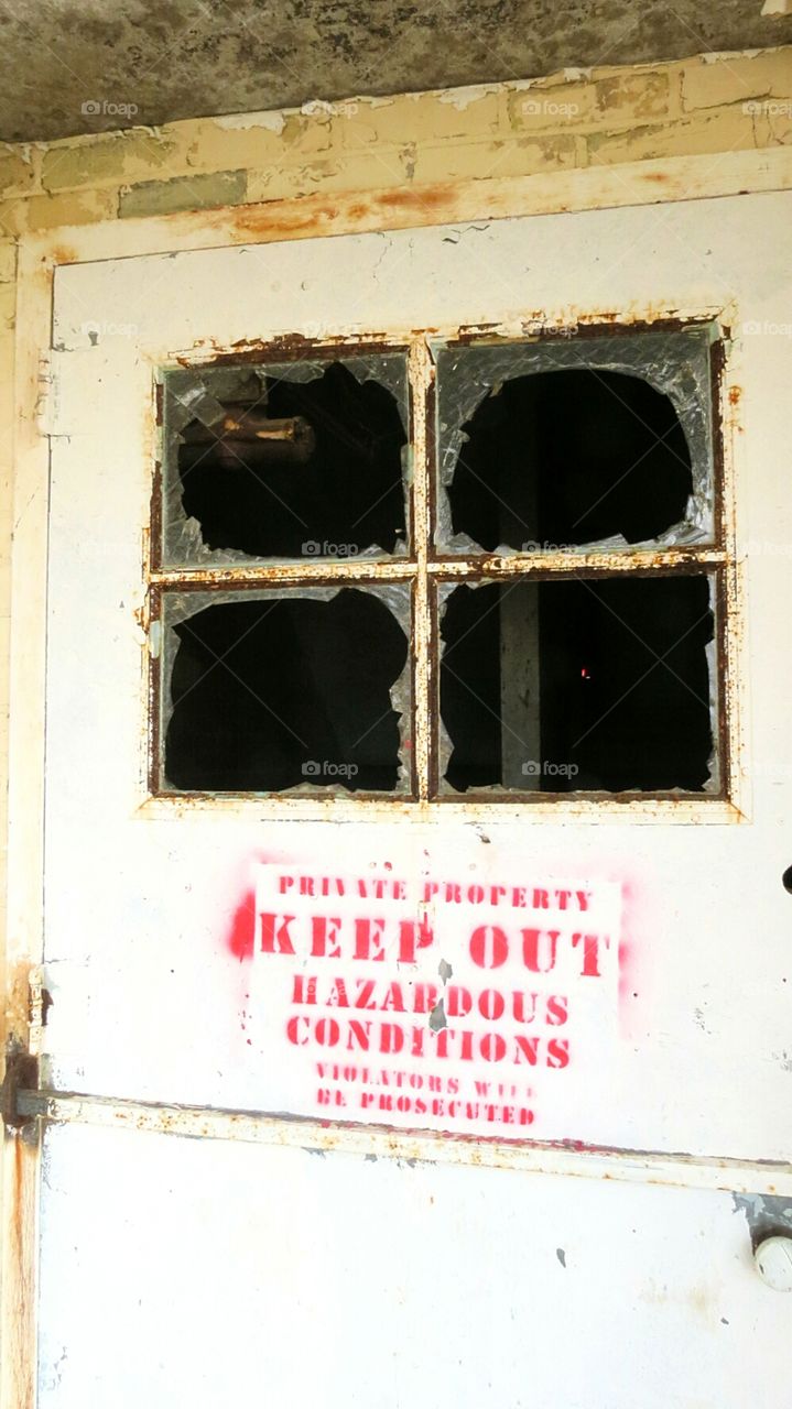 Danger not safe to ented