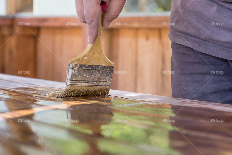 varnishing of a wooden table