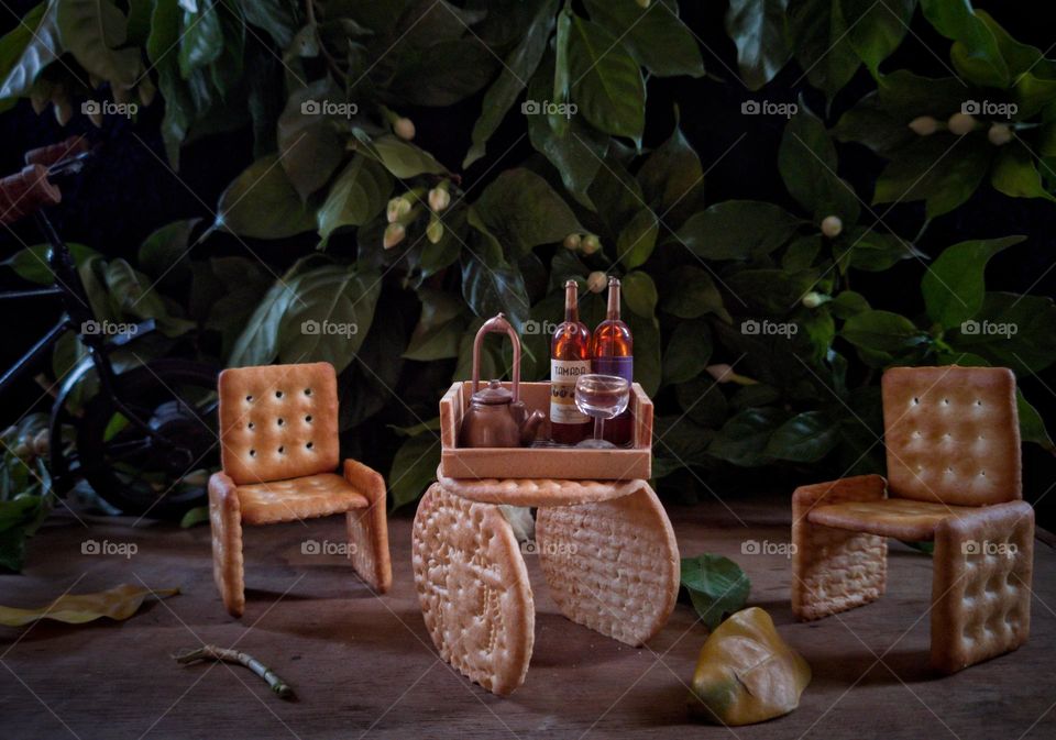 Dinner date with Cookies😀
table and chairs made from cookies