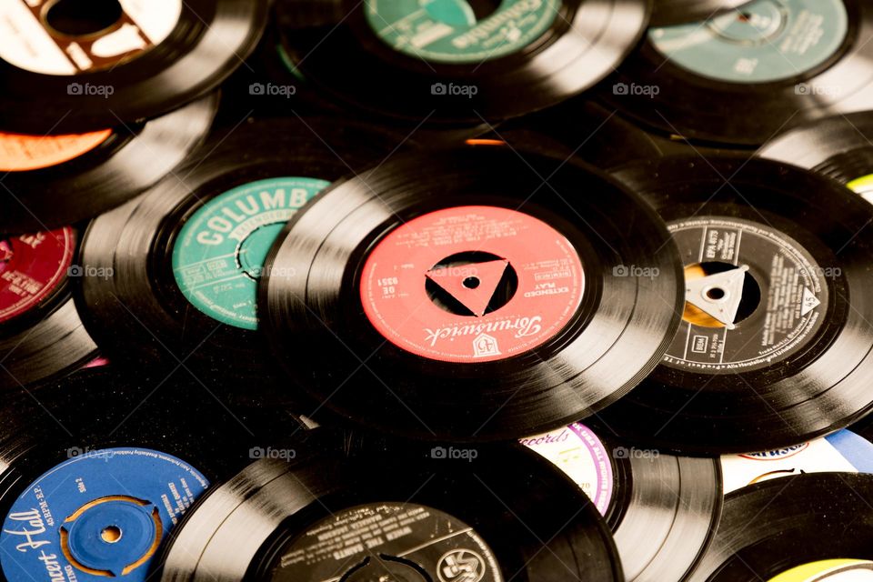 Old vintage 45 rpm records from the 1950’s 