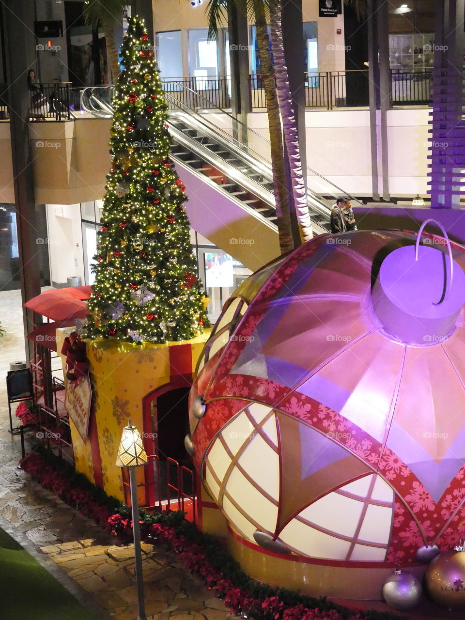 Mall Christmas decoration, ala moana Hawaii 