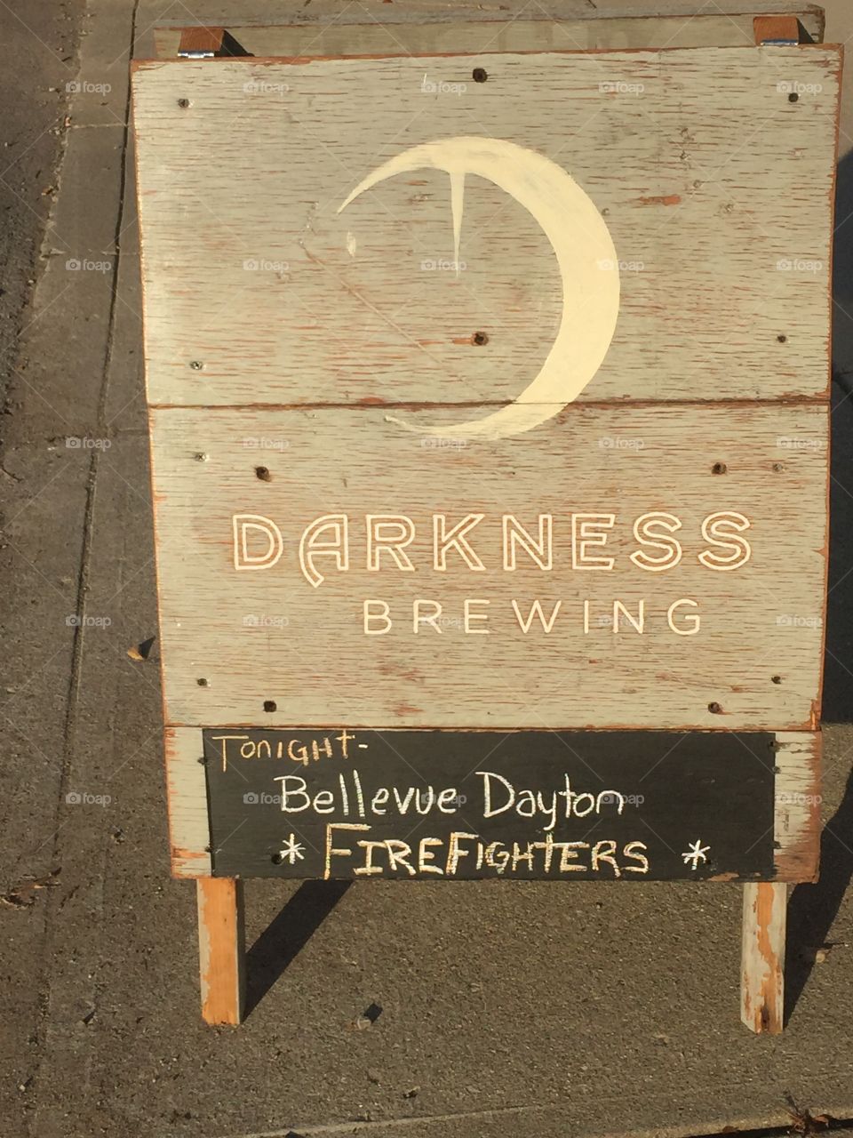 Darkness street sign