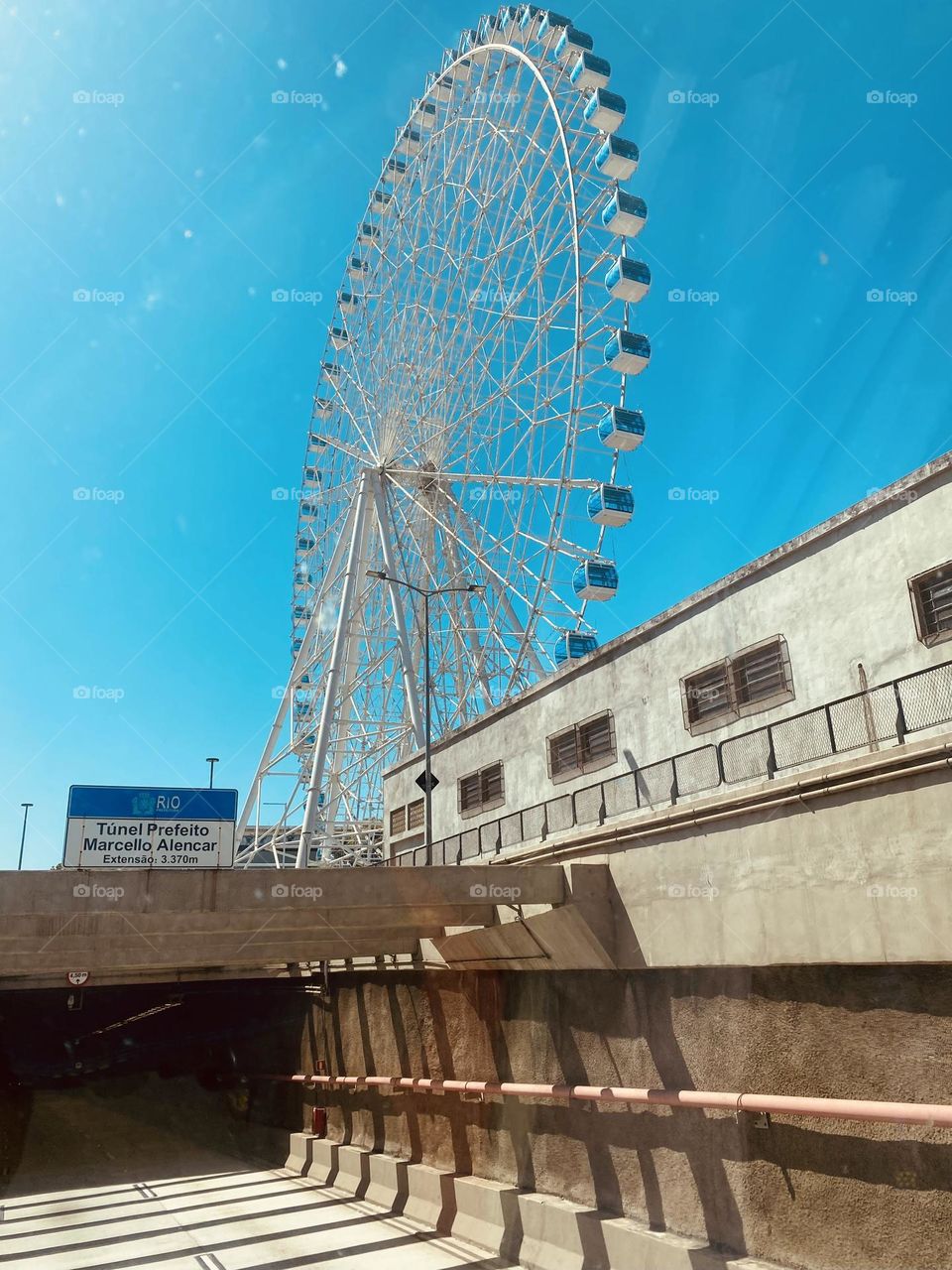 Geometric shape (circles)