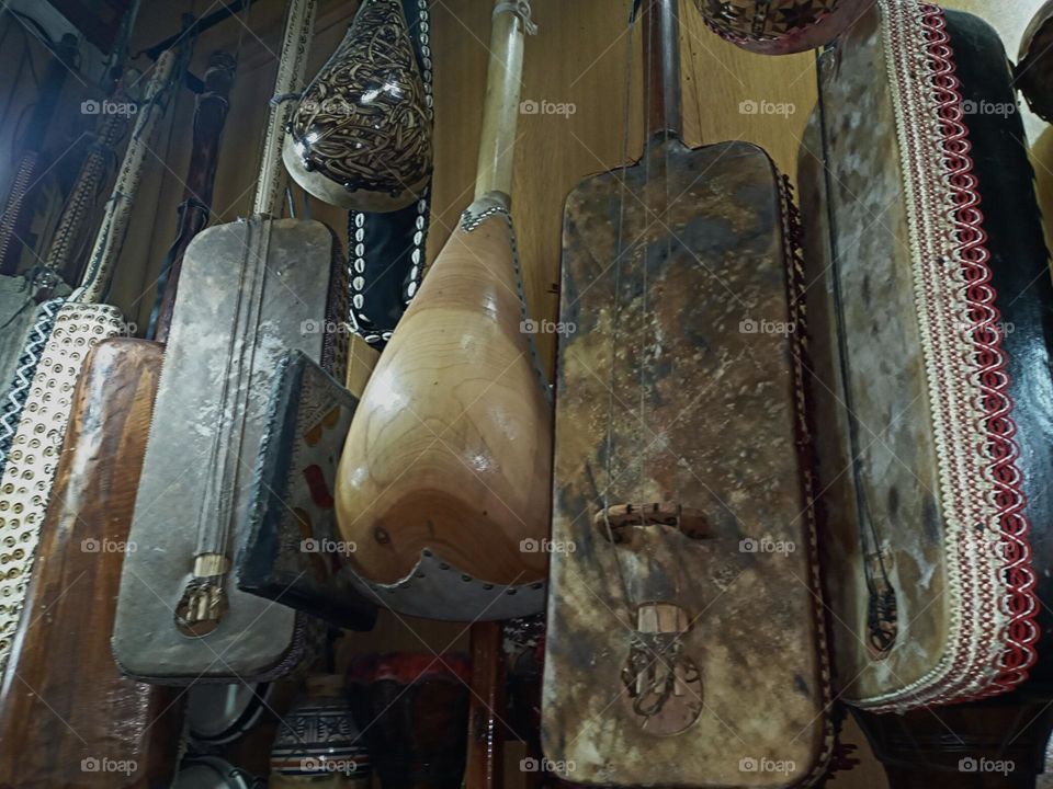 Instruments of gnawa