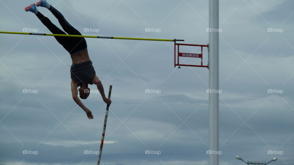 прыжок с шестом