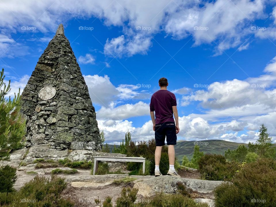 One on this weeks hikes to see Balmoral Castle … The Queen was not at home as she was in her Holyrood House Palace in Edinburgh 💚